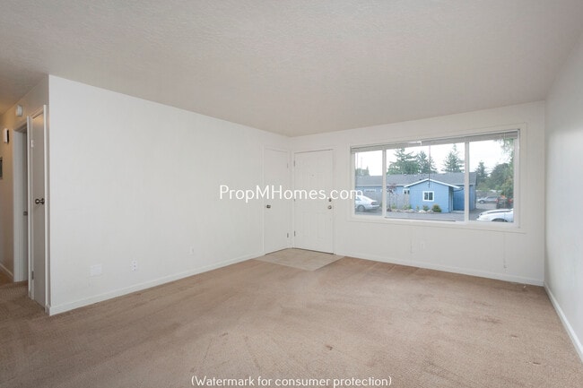 Photo - Beautifully Updated NE Portland Glenfair O... Unidad 15535 NE Glisan Street 5