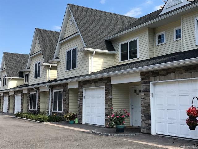 Building Photo - 24 Creek Rd Unit 205