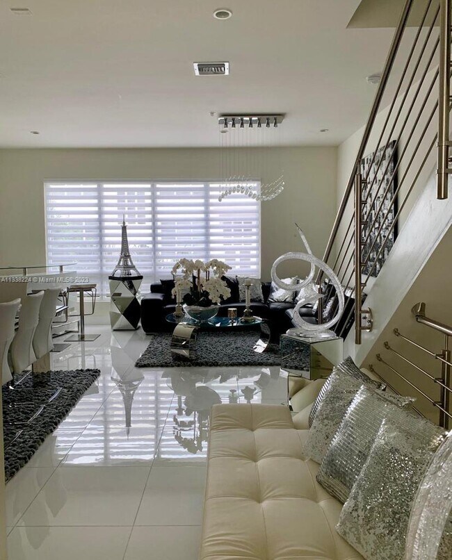 Photo - 6660 NW 105th Ct