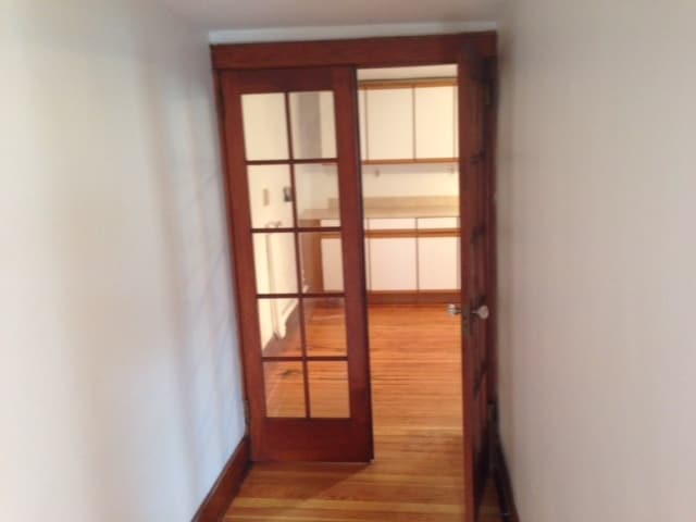 Kitchen - 222 Warren St Unit 1