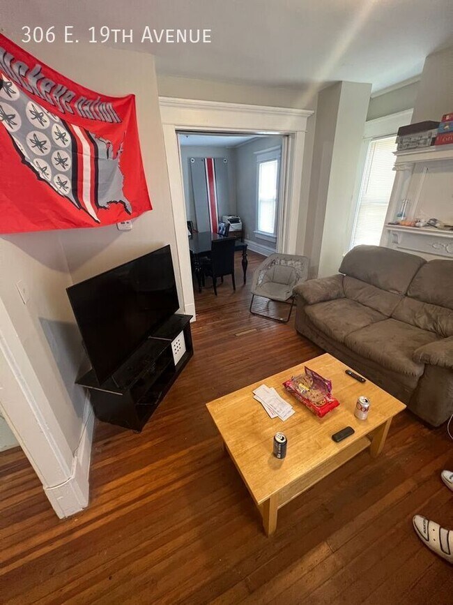 Photo - 306 E 19th Ave