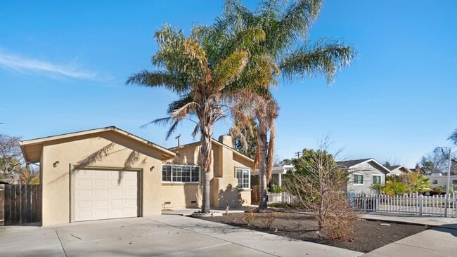 Photo - 663 Los Padres Blvd