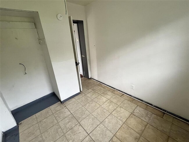 Photo - 124 Daytona Ave