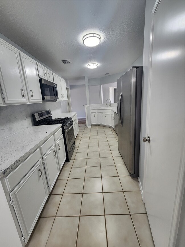 Photo - 5507 Clarkston Ln