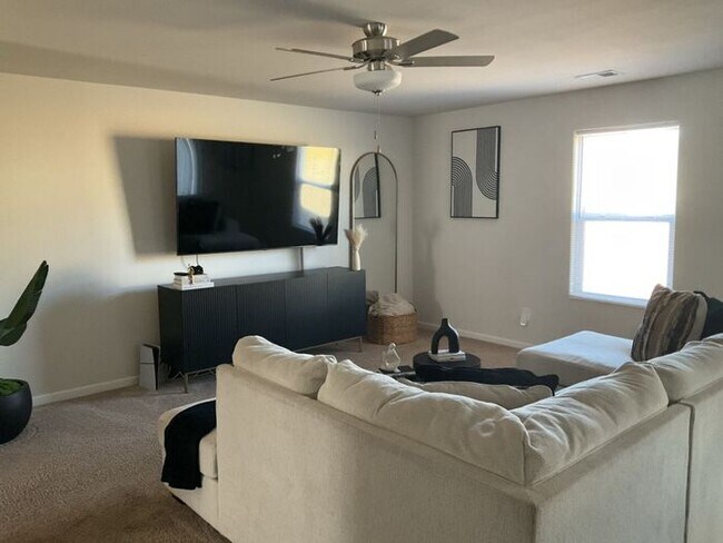 Photo - 511 Morning Mist Rd