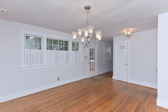 Photo - Charming 3 Bedroom, 2 Bath All-Brick Bunga...