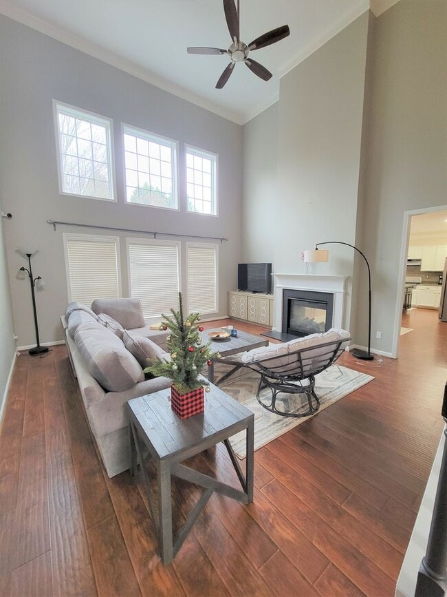 Photo - Stunning Willoughby Park Home