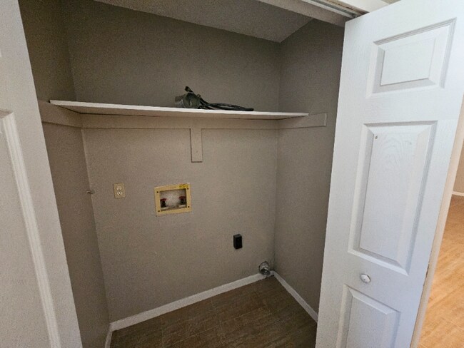 Photo - 1015 Harden Ct