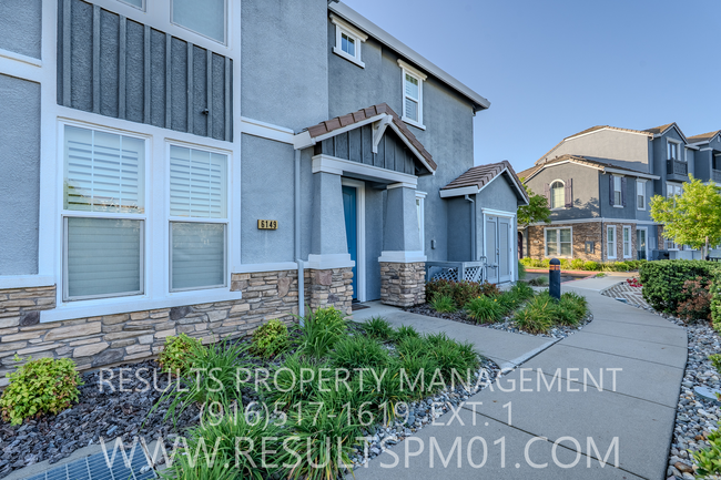 Beautiful Townhome in Rocklin Available Now! - Beautiful Townhome in Rocklin Available Now!