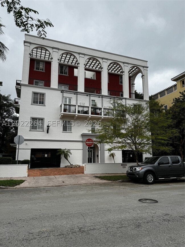 Building Photo - 115 Mendoza Ave Unit 201