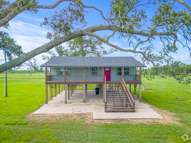 Building Photo - 241 Hebert Camp Rd Rental