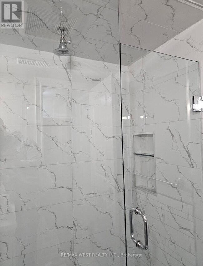 Photo - 77 Murrie St