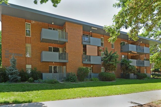 COTTONWOOD CONDOS - 620 Mathews St Unit 116a