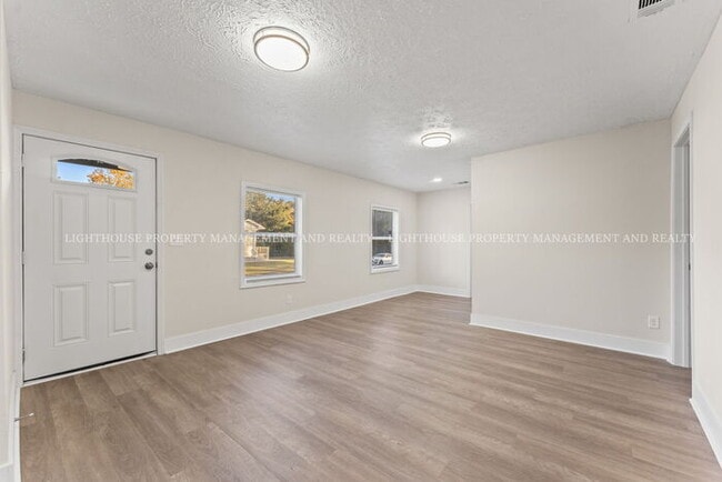 Photo - Beautifully Renovated 3 Bedroom Home on a Corner Lot!