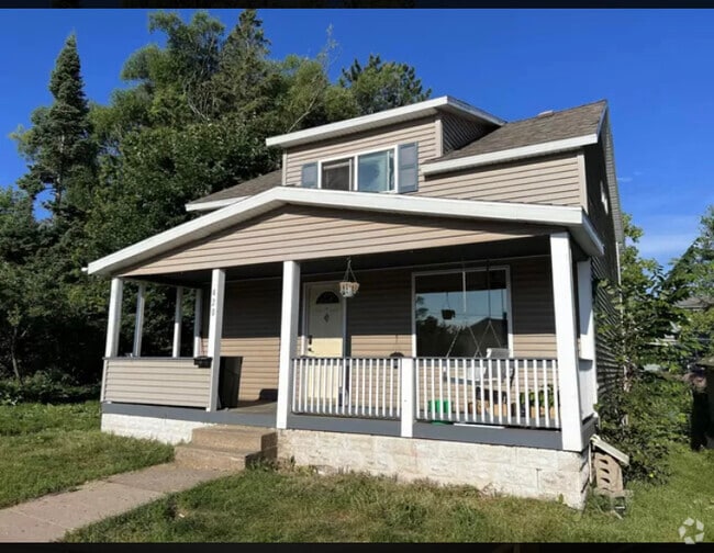 Building Photo - 420 Silver St Rental