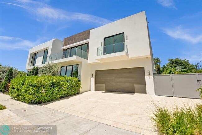 Photo - 1111 SE 9th Ave