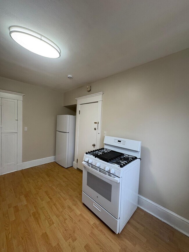 173 Elm St
