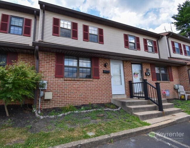 Building Photo - 1006 N York Rd Unit #L-5 Rental