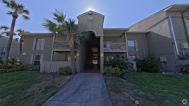 Building Photo - Spacious 2-Bed, 2-Bath Ground-Floor Condo ...