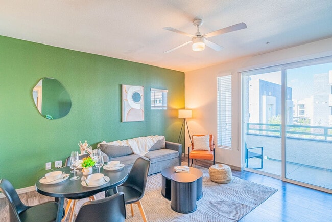 Photo - 9600 W Georgia Ave Unidad ID1369236P