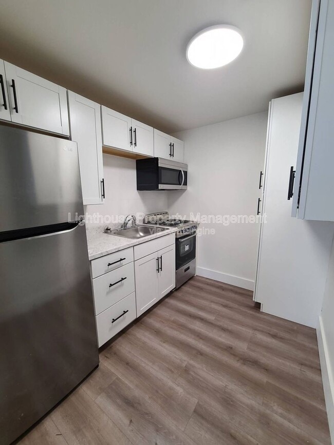 Photo - 917 Pearl St Unit 15