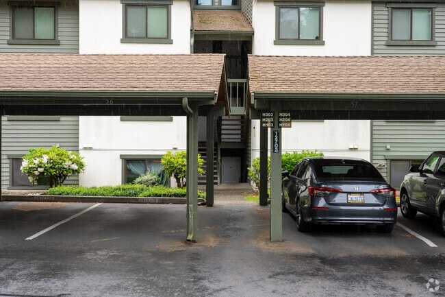 Photo - Falcon Ridge Condominiums