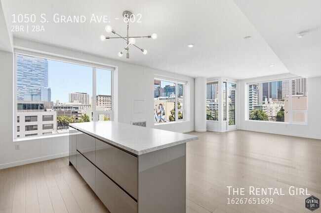 Building Photo - 1050 S Grand Ave Unit 802