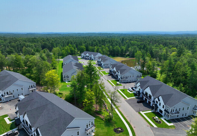 Building Photo - Elements at Saratoga Lake Rental