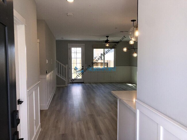 Photo - 4 BR/2.5BA | Newly Renovated Single Family Home | 2-Car Covered Parking | Near Franklin Blvd!