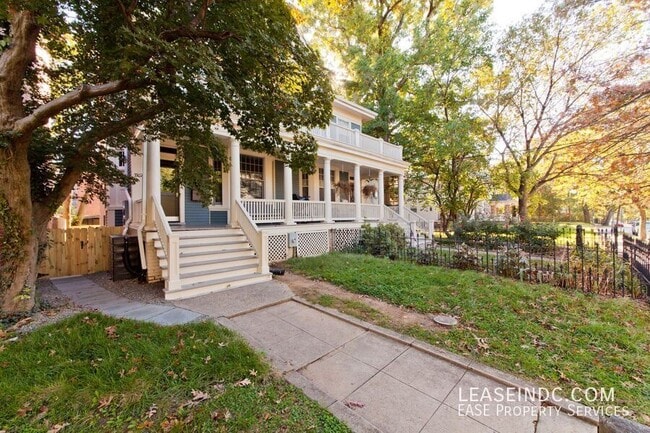 Photo - 3307 18th St NW Casa
