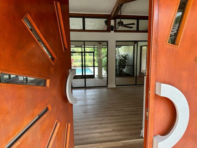 Photo - 7243 Encina Ln