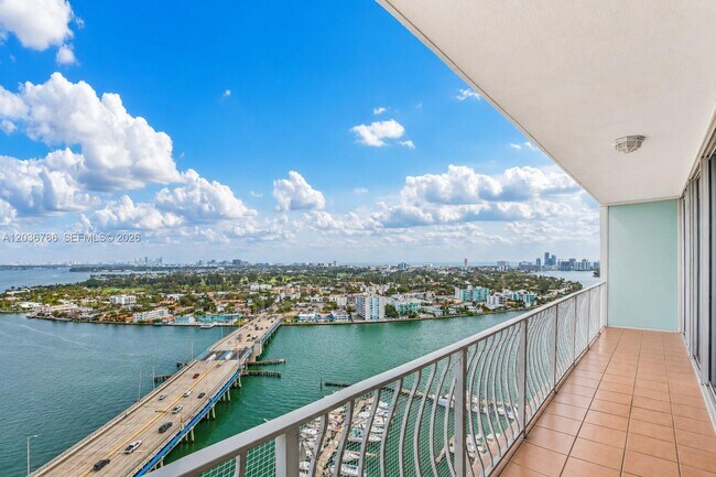 Photo - 7601 E Treasure Dr Unit PH216