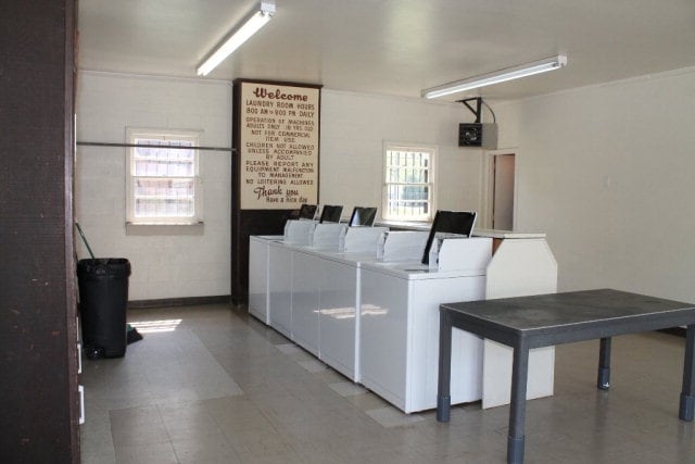 Photo - Evergreen Apartments