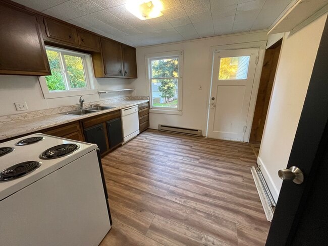 Photo - 15210 42nd Ave S