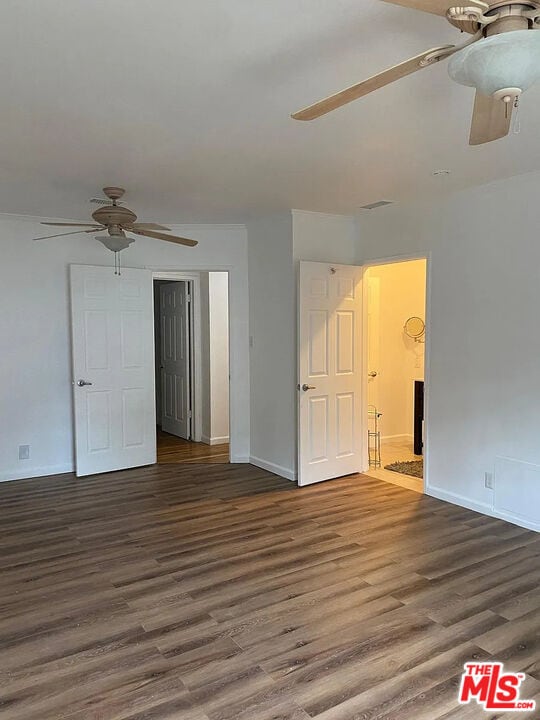 Photo - 17429 Burbank Blvd