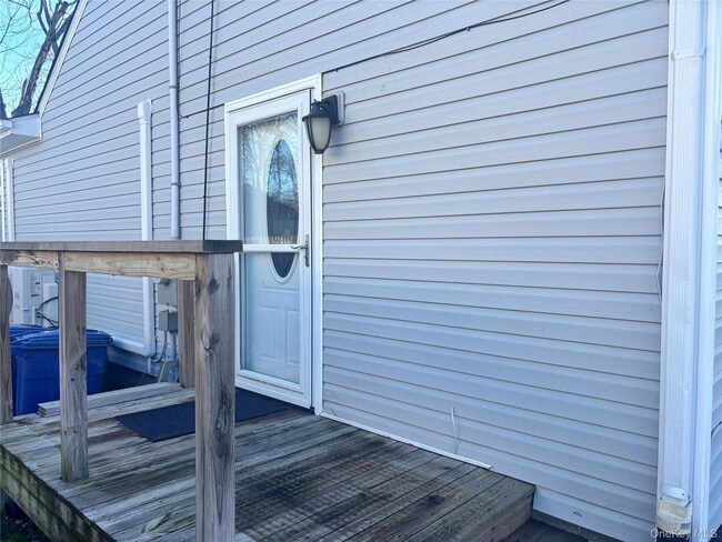 Building Photo - 158 Noel Dr Unit 2