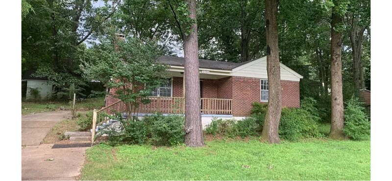 Photo - 2150 Thomas Rd House