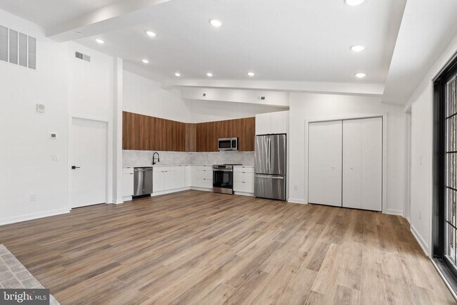 Photo - 1602 Locust St Unidad 402