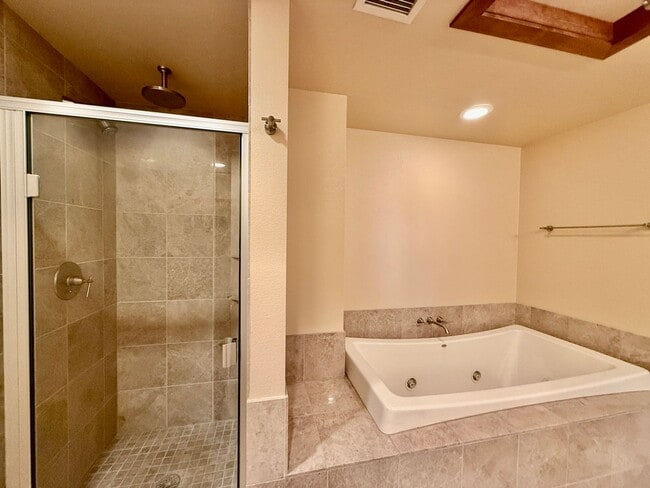 Photo - Luxury Studio in the Heart of Downtown Colorado Springs – All utilities included-Premium Living w... Unit 370