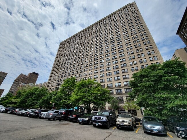 Building Photo - 600 S Dearborn St Unit 1803 Rental