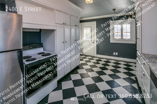 Photo - 2400 E Street-