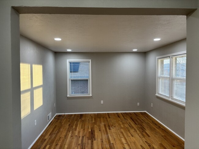 Photo - 69 Toponce Dr