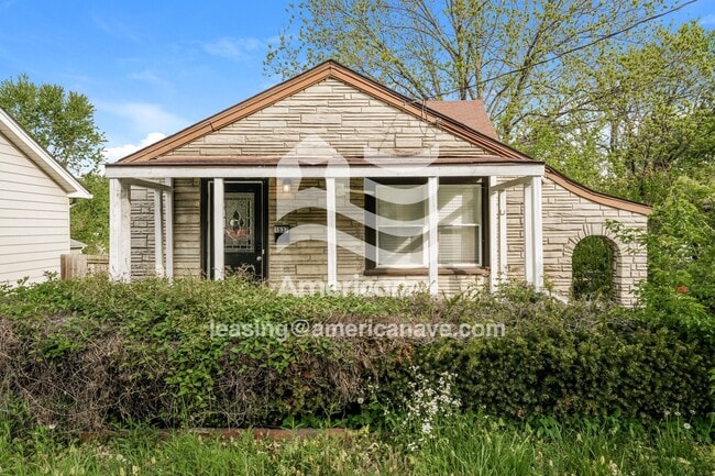 Building Photo - 1537 Taylor Ave