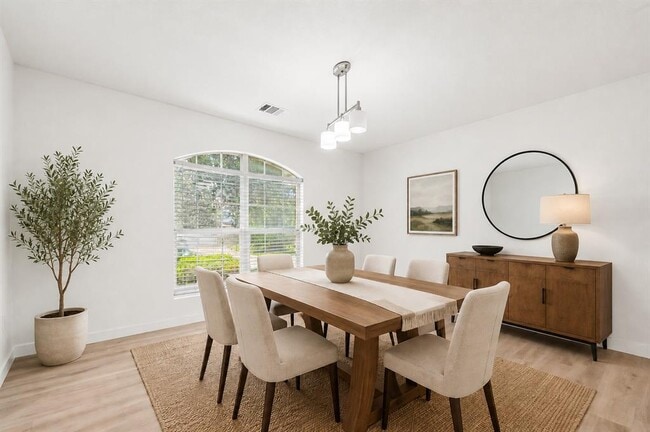 Photo - 121 Orion Cove