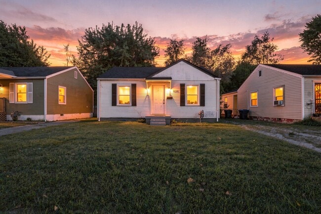 2728 Algonquin Pkwy