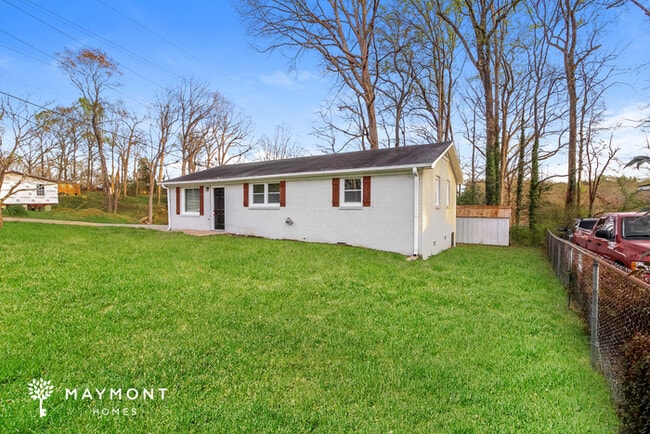 Photo - 409 Kenmore Dr