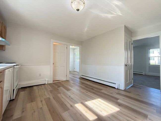 Photo - 208 Main St Unidad 210