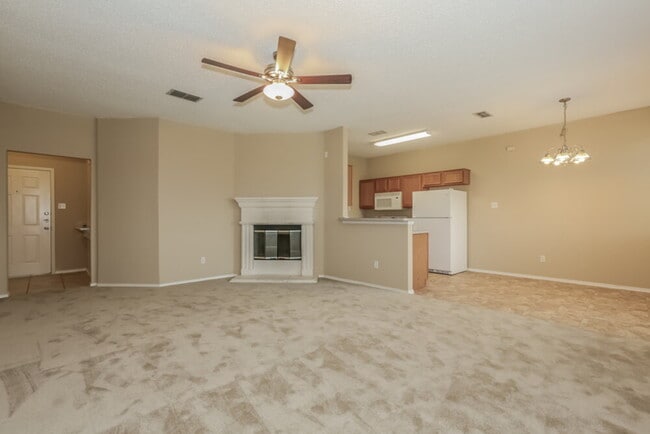 Photo - 6416 Freshwater Ln