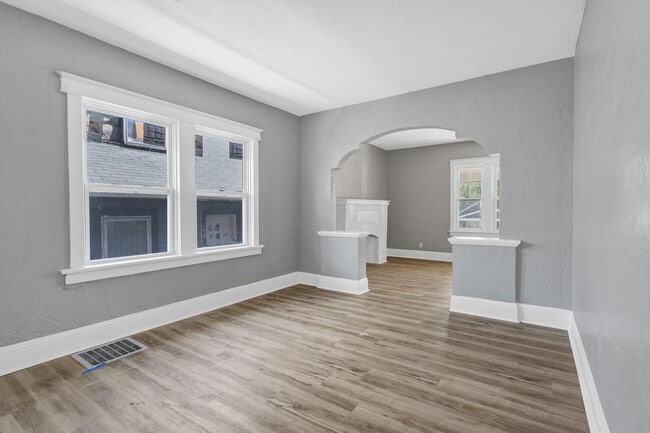 Photo - 5721 Floy Ave