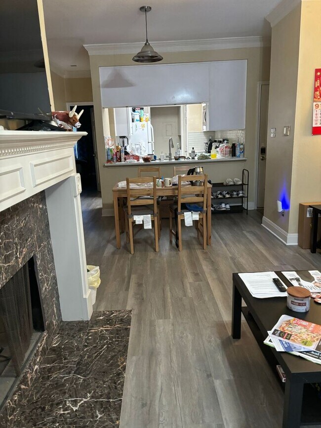 PRELEASE 2025/2026 2 Reserved Parking an... House House Rental in